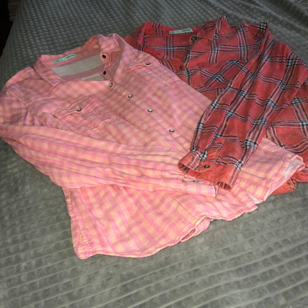 Long sleeve plaid shirts